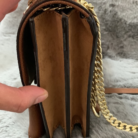 KARL LAGERFELD LEATHER SLING BAG - Picture 12 of 12